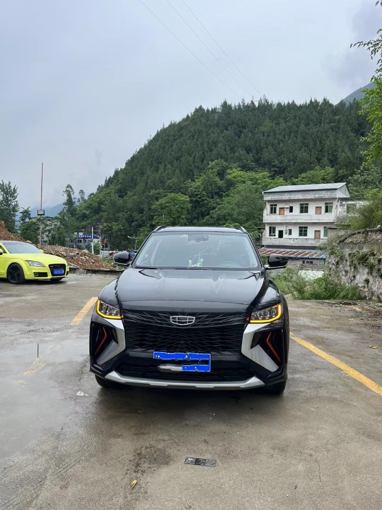 重庆22年吉利博越1