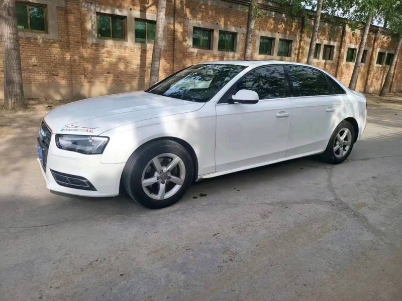 保定15年奥迪A4L3