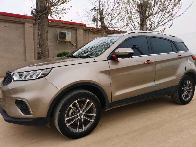 保定20年福特领界3