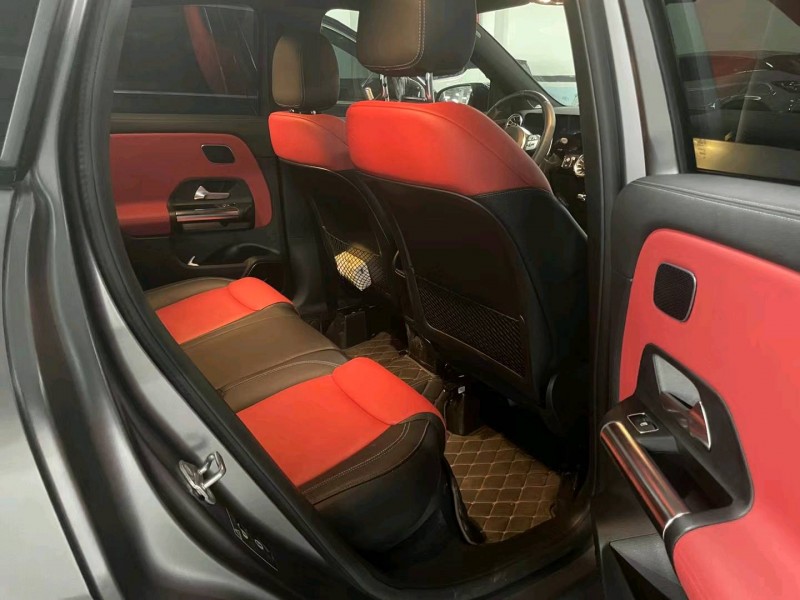 广州22年奔驰GLA7