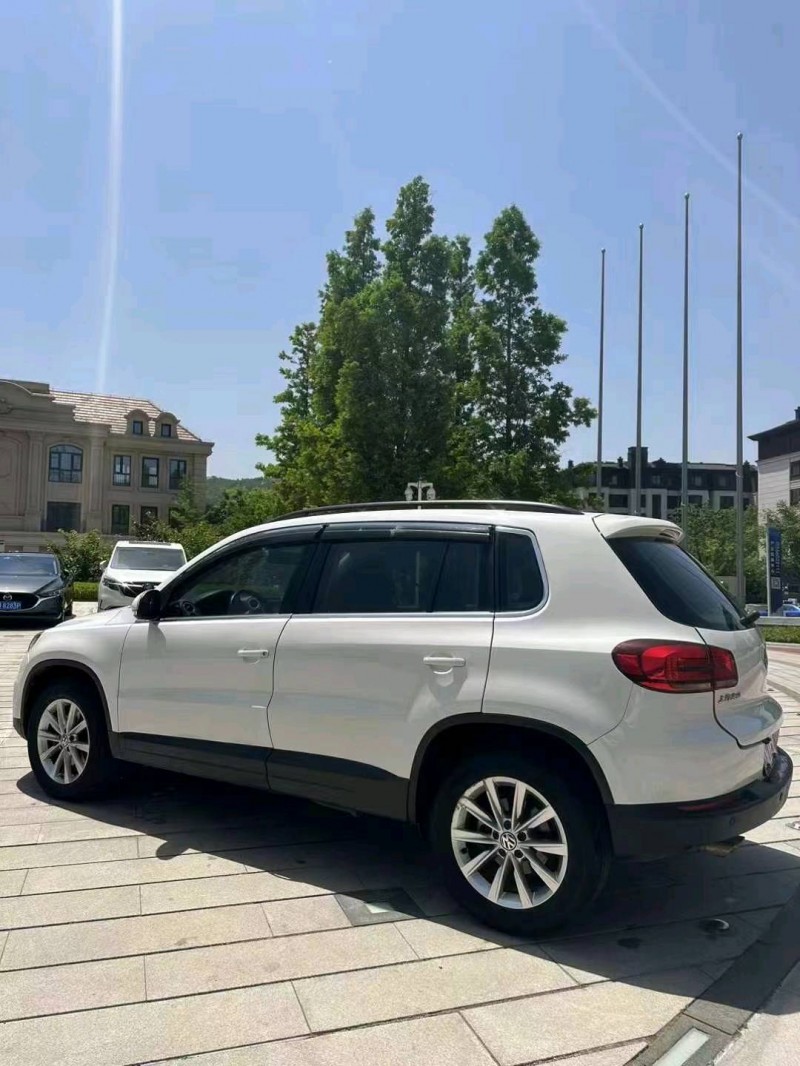 青岛17年大众途观8