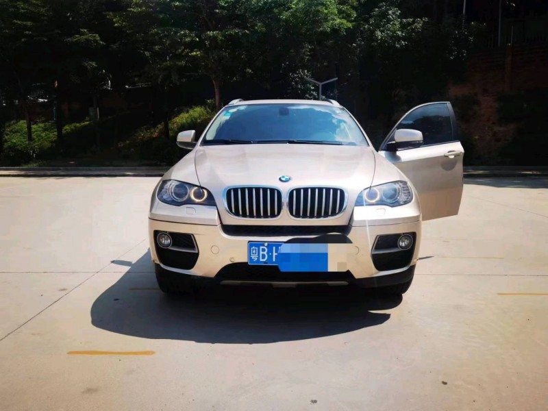 广州14年宝马X61