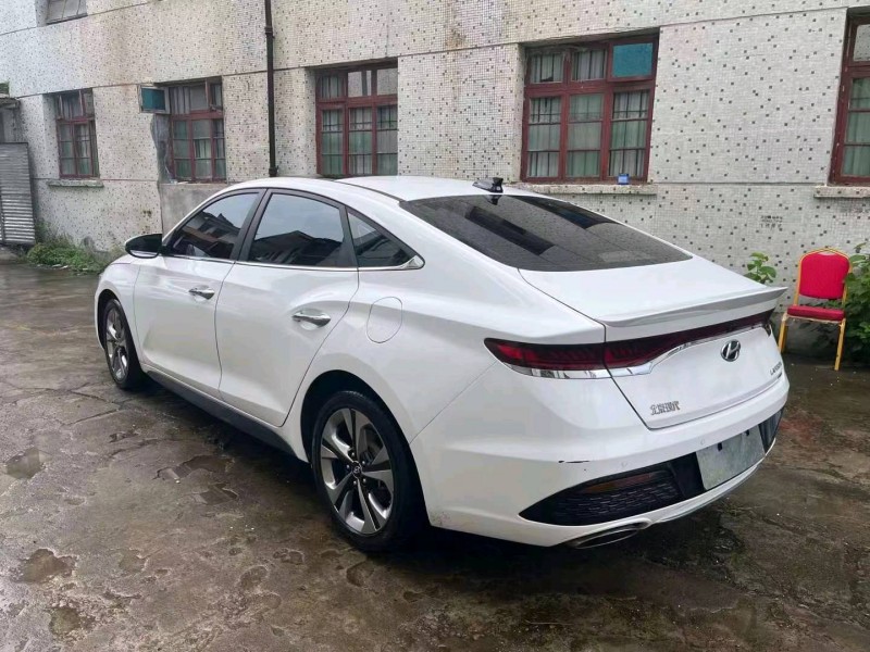 嘉兴19年现代菲斯塔9