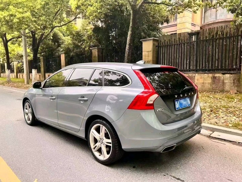 嘉兴18年沃尔沃V606