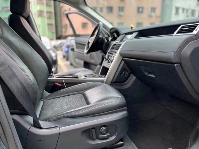 广州15年路虎发现神行9