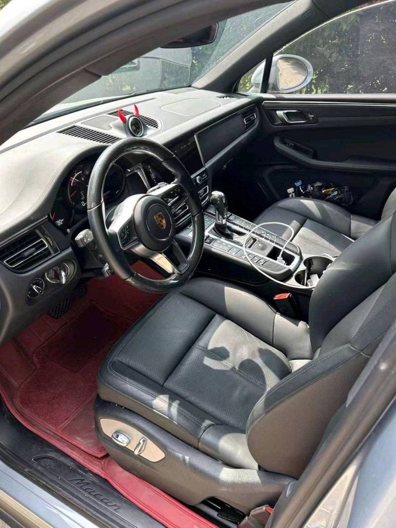 珠海21年保时捷Macan9