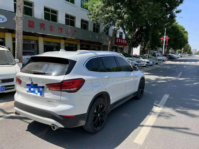 保定21年宝马X18