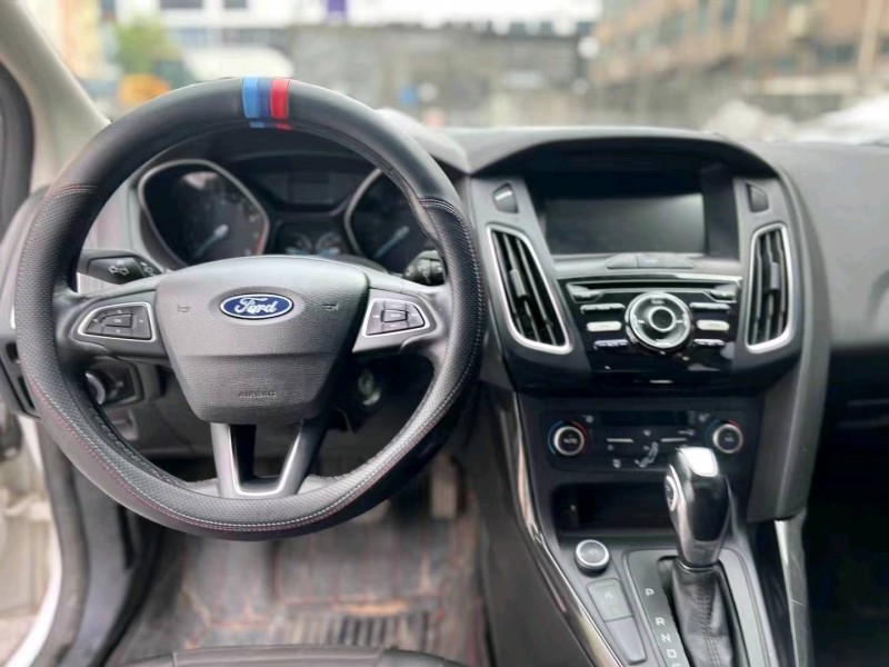 广州18年福特福克斯9