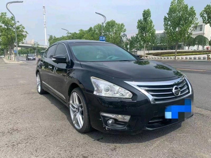 宜昌16年日产天籁2