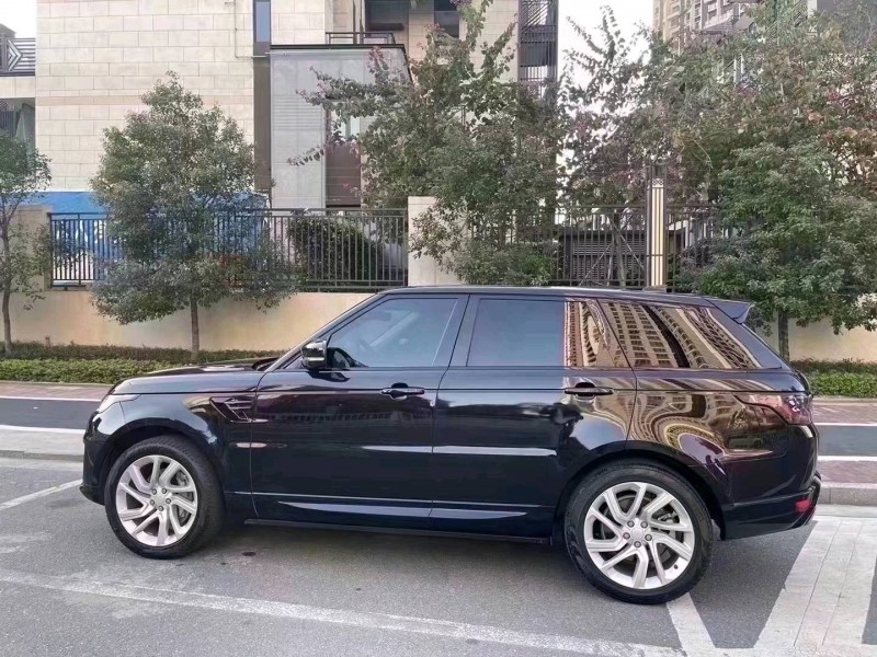 广州19年路虎揽胜运动4