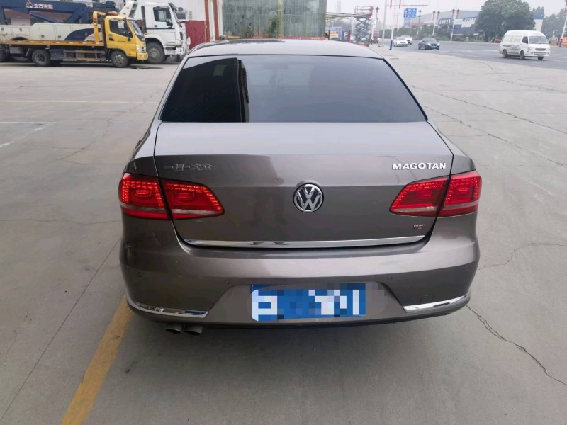 保定13年大众迈腾9