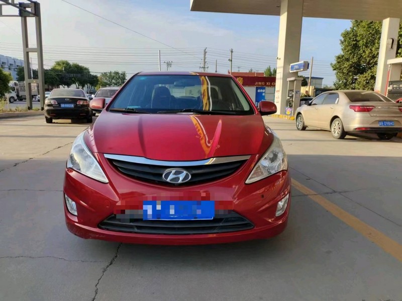 保定13年现代瑞纳1