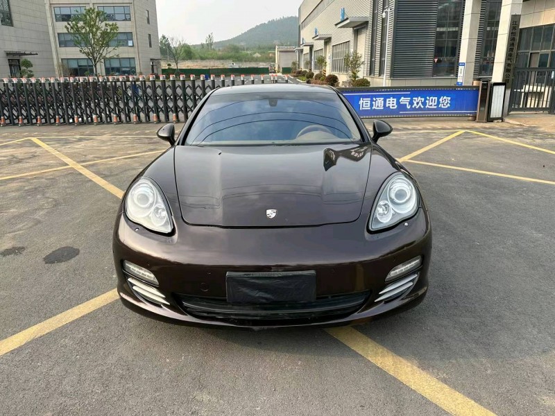 徐州13年保时捷帕拉梅拉1
