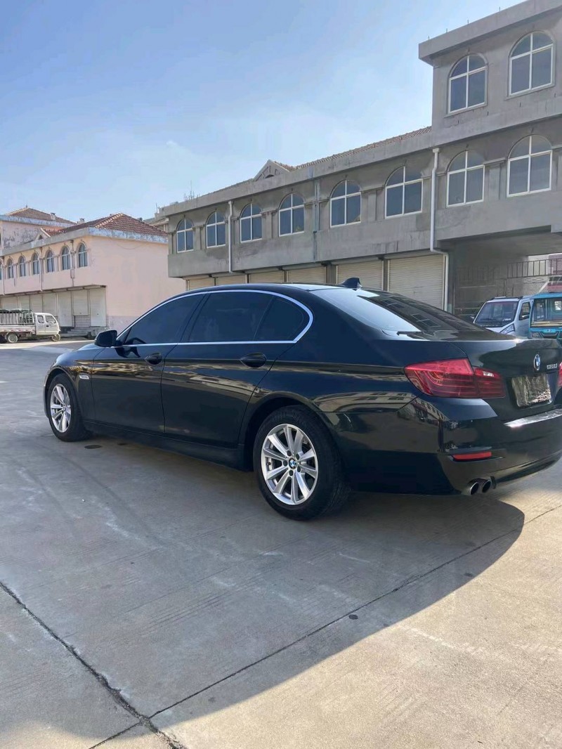 济南16年宝马5系3