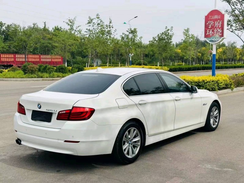 济南13年宝马5系3