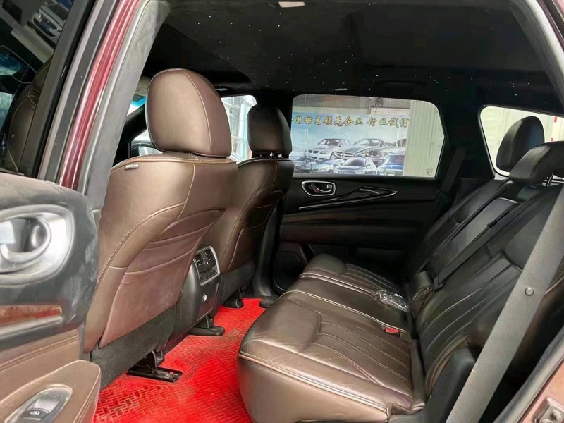 济宁14年英菲尼迪QX605