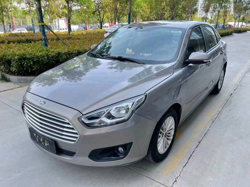 枣庄16年福特福睿斯6