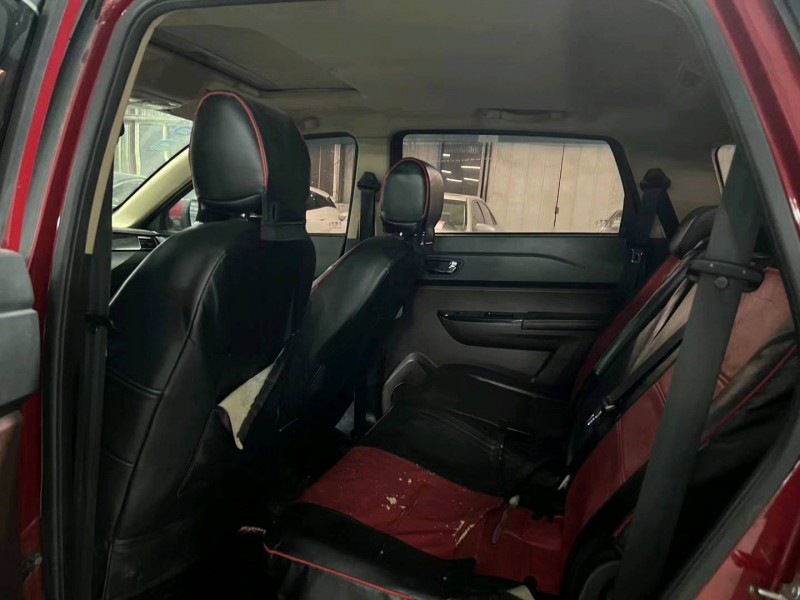 济宁17年力帆汽车迈威5