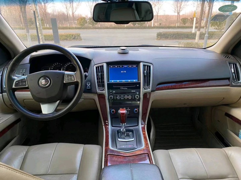 济宁11年凯迪拉克赛威5