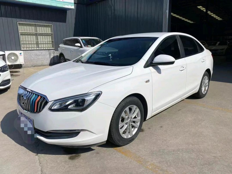 济宁17年别克英朗3