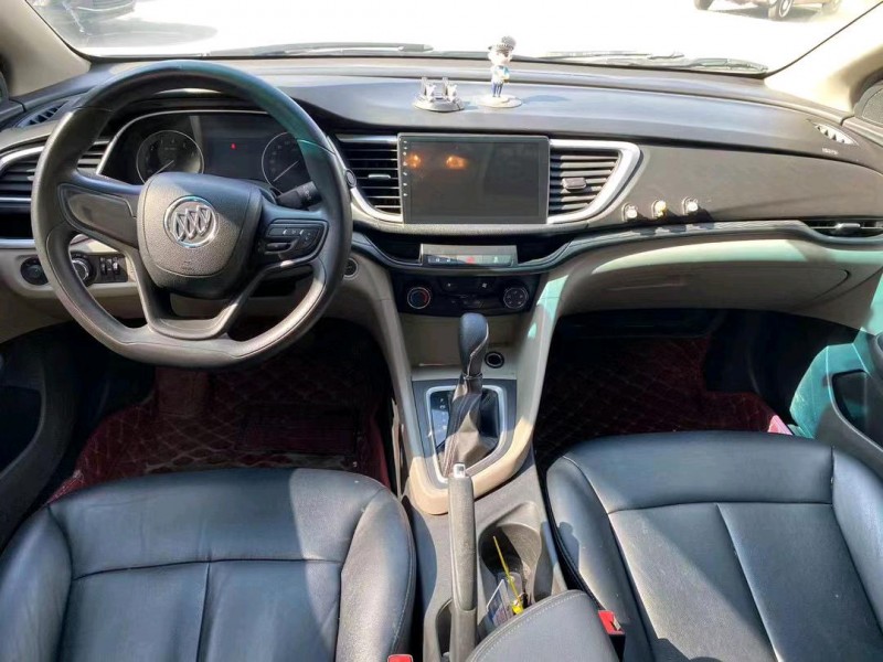 济宁17年别克英朗5