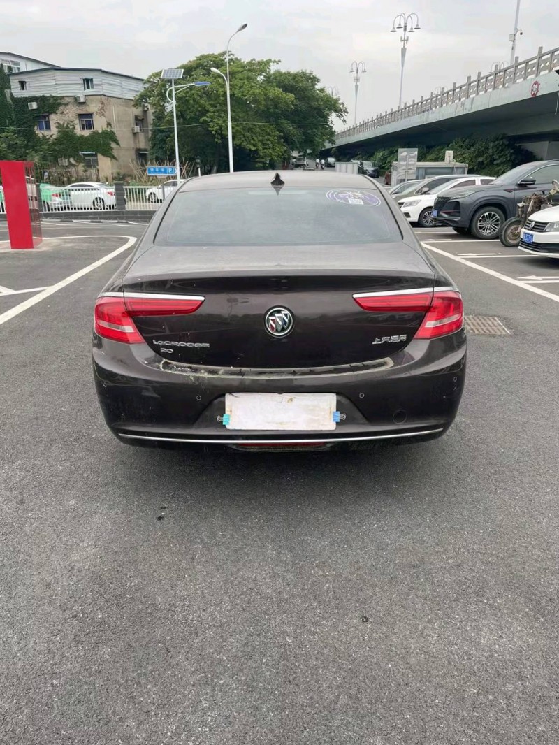 淮南18年别克君越9