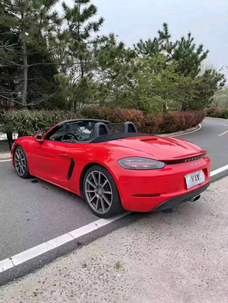 枣庄17年保时捷7185