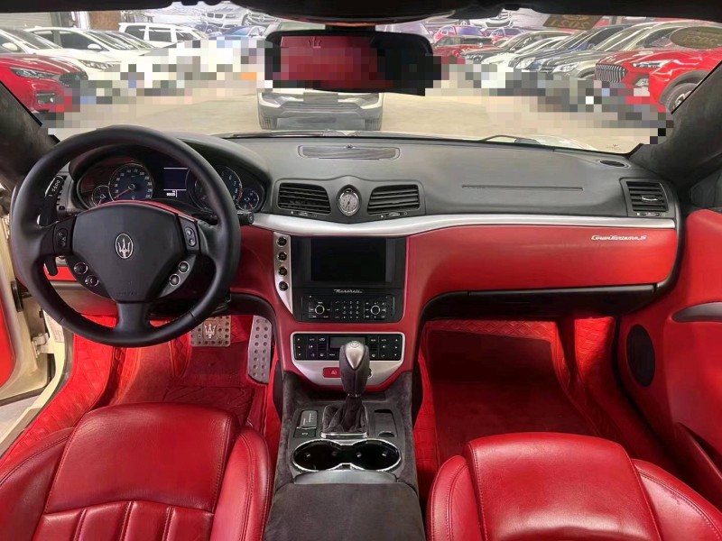 济宁09年玛莎拉蒂GT S6