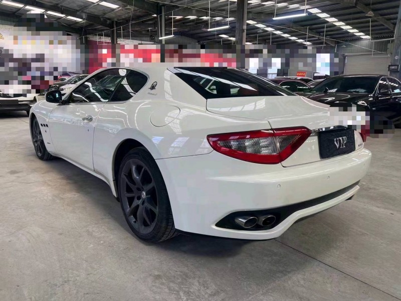 济宁09年玛莎拉蒂GT S8