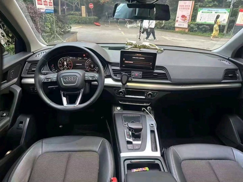 重庆19年奥迪Q59