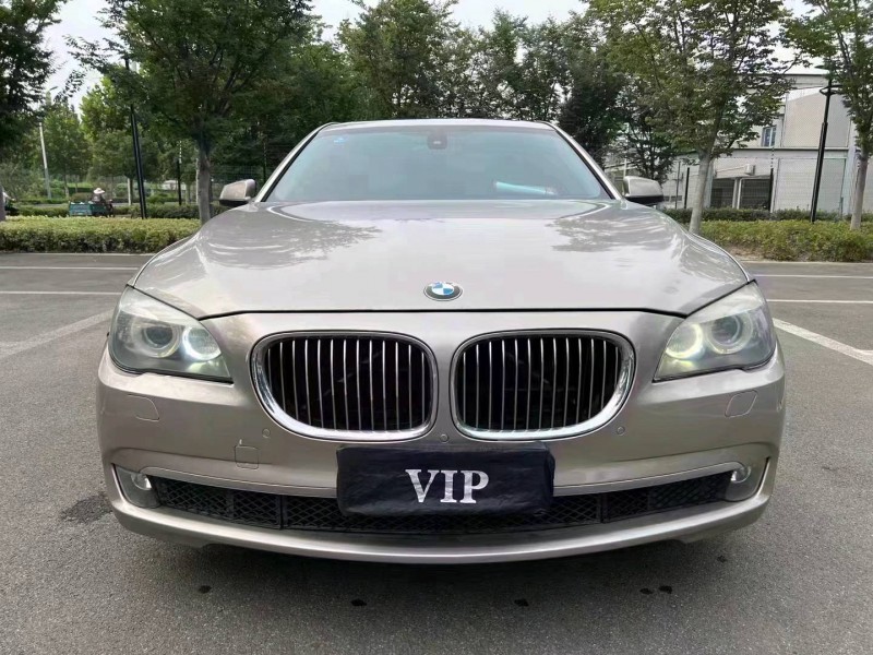 济宁12年宝马7系1