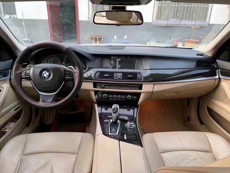 济宁12年宝马5系4