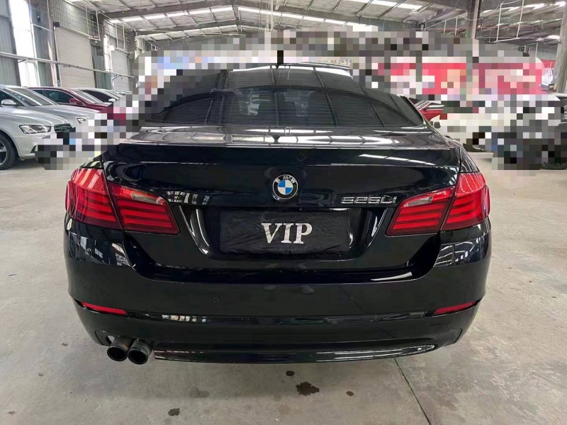 济宁13年宝马5系9