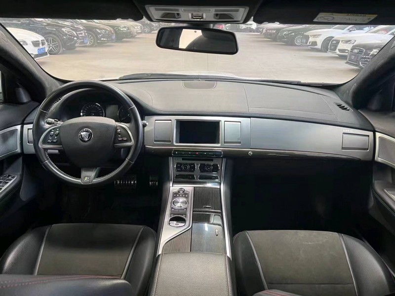 济宁15年捷豹XF4