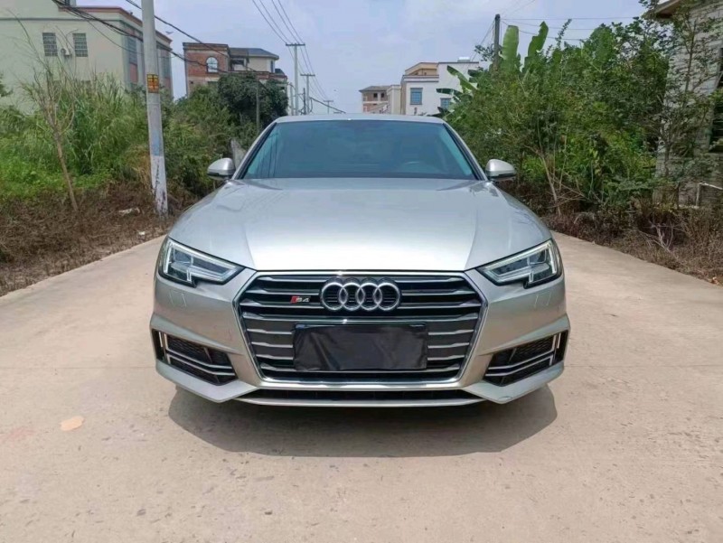 珠海18年奥迪A4L1