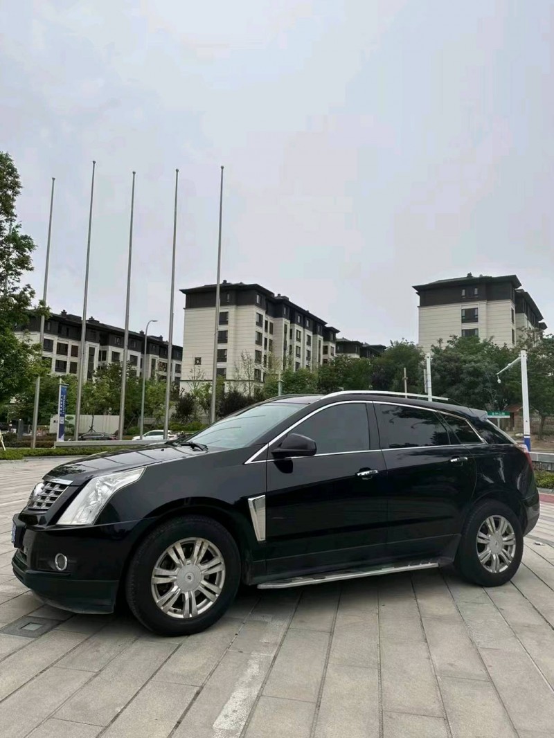 东营14年凯迪拉克SRX3