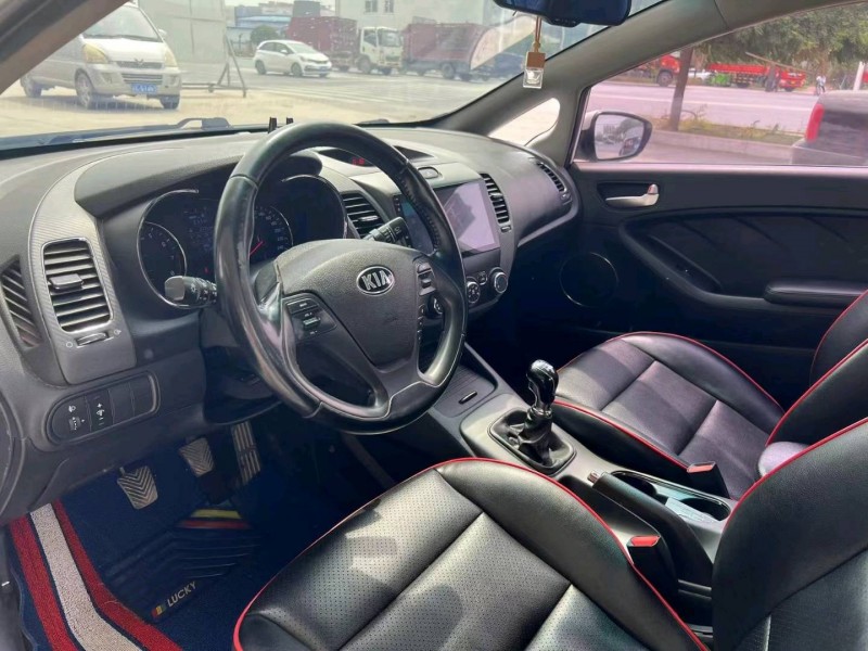 保定15年起亚K38