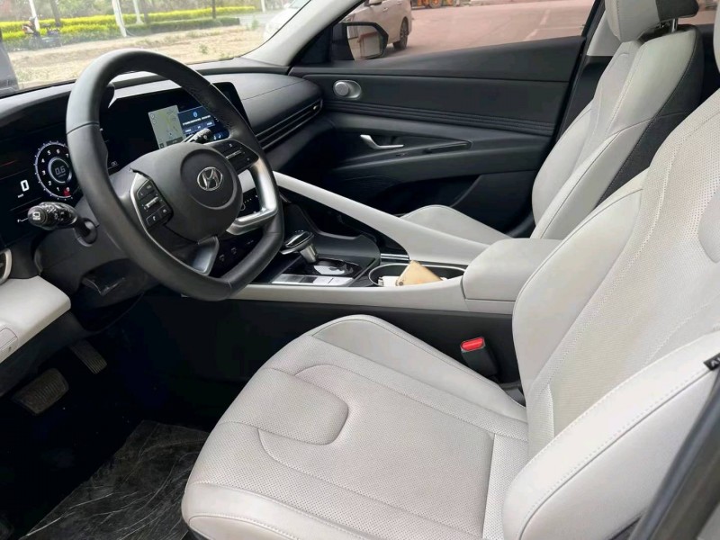 保定21年现代伊兰特4