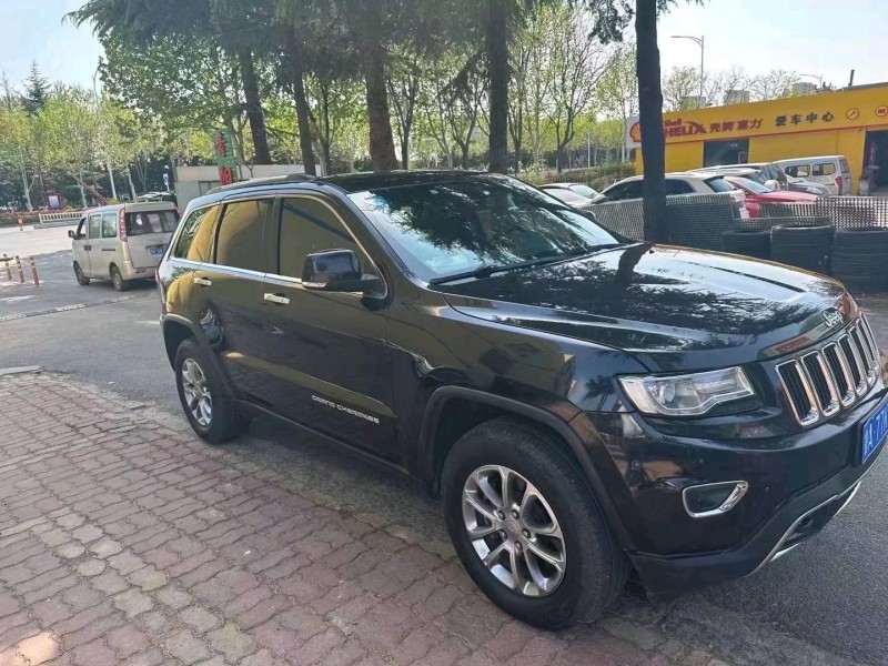 枣庄16年Jeep大切诺基4