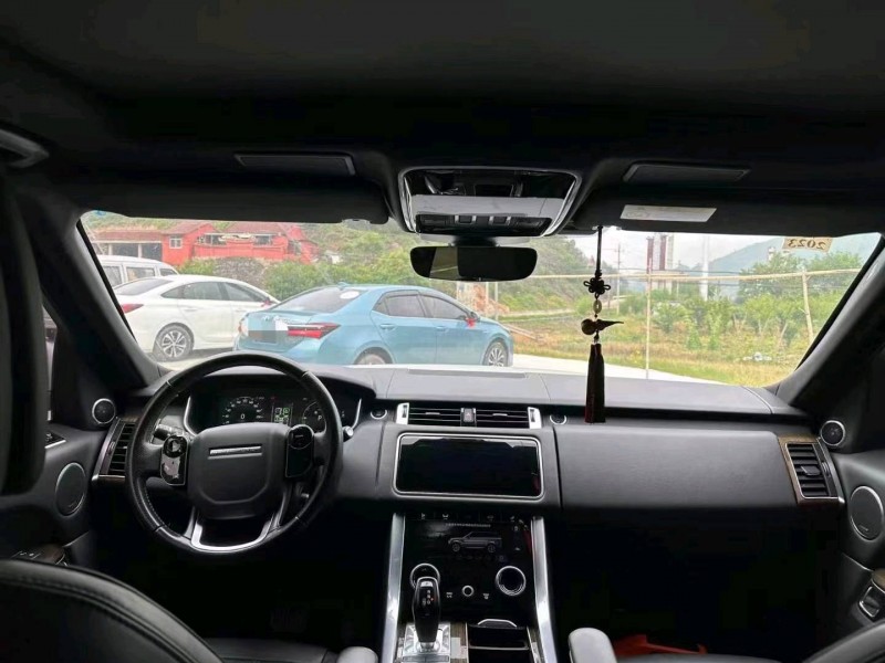 嘉兴19年路虎揽胜运动4