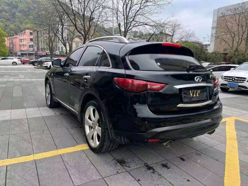 嘉兴13年英菲尼迪FX353