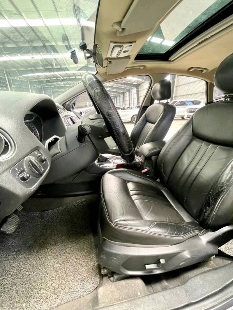 临沂11年福特蒙迪欧-致胜4