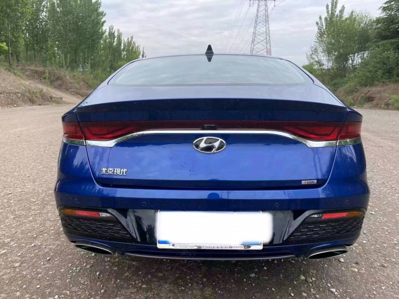 东营21年现代菲斯塔9