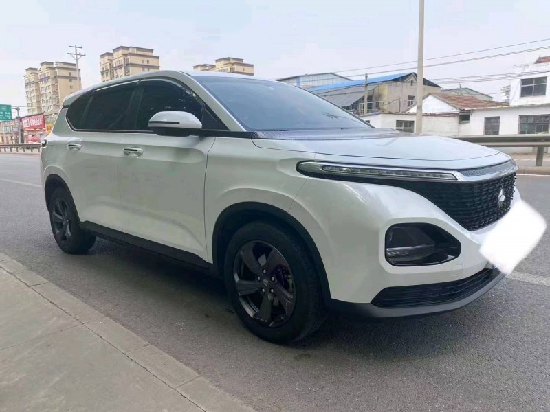 东营21年宝骏rm53