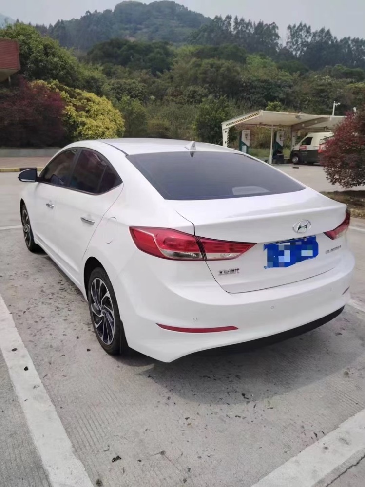 青岛20年现代领动2