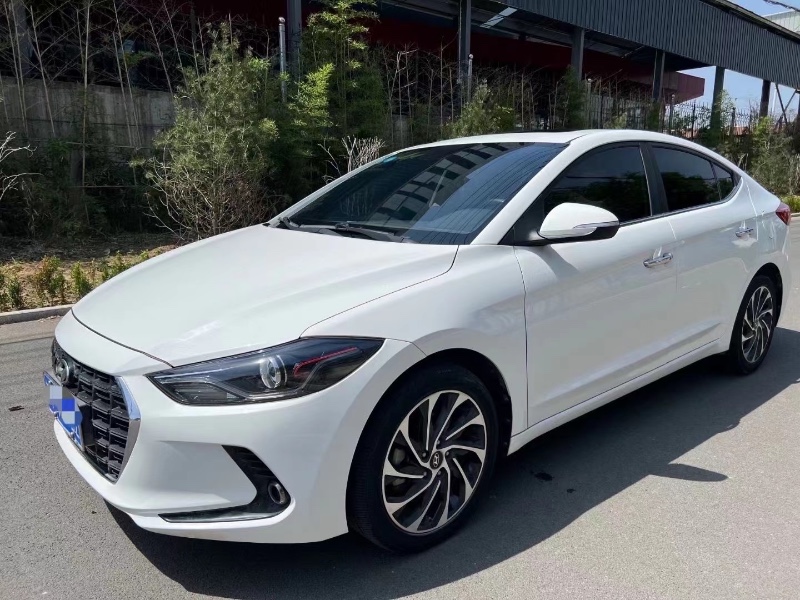 济南20年现代领动8