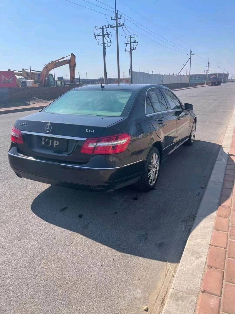 潍坊10年奔驰E8