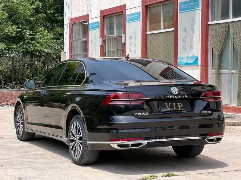 淮南18年大众辉昂5