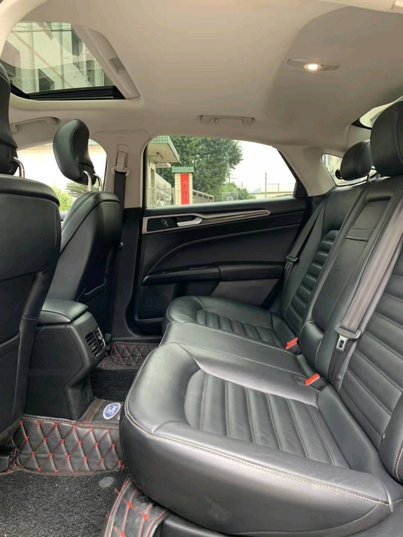 中山17年福特蒙迪欧6