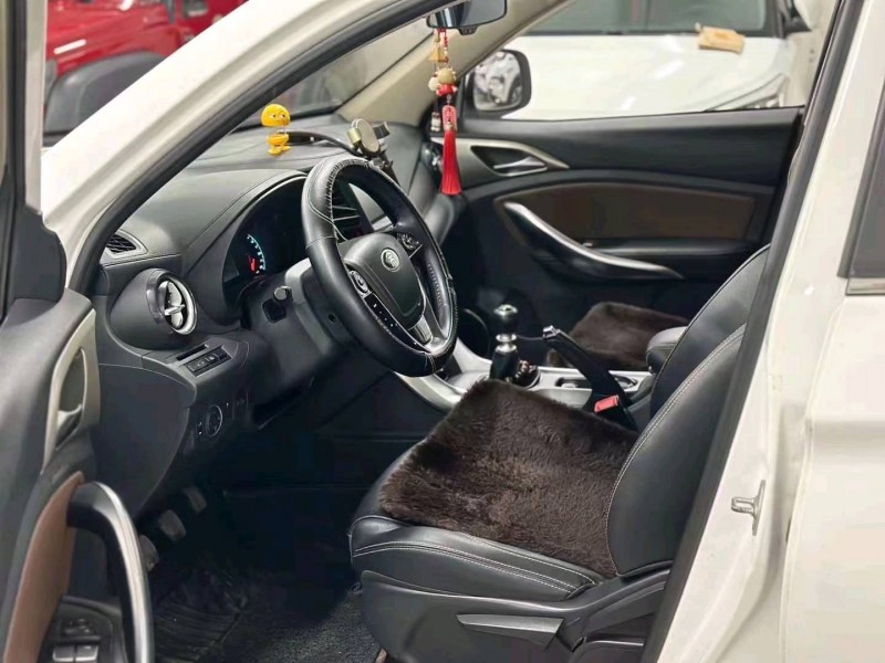 宁波16年比亚迪宋3